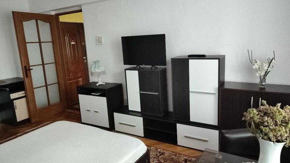 Apartament de inchiriat