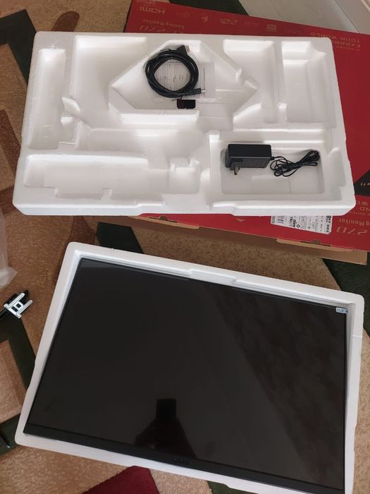 Монитор 27 дюйма