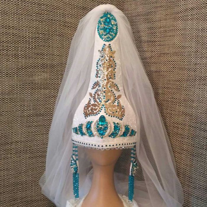 Продам авторские свадебные саукеле.