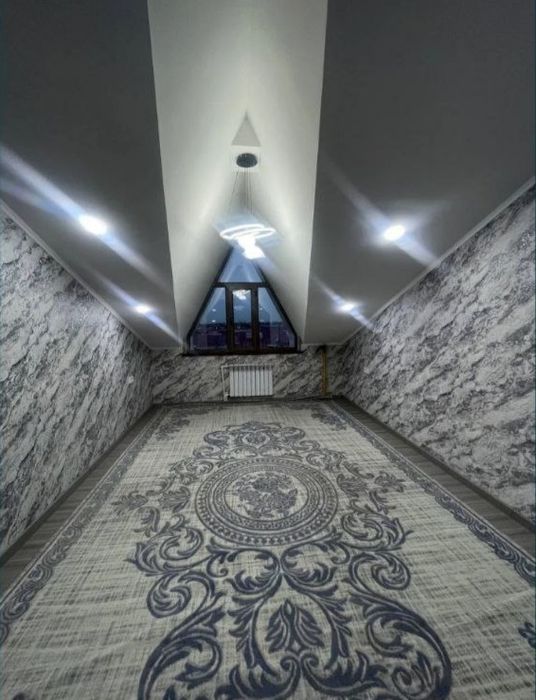 Двухкомнатная квартира мансарда ,сергели янгихает , евроремонт