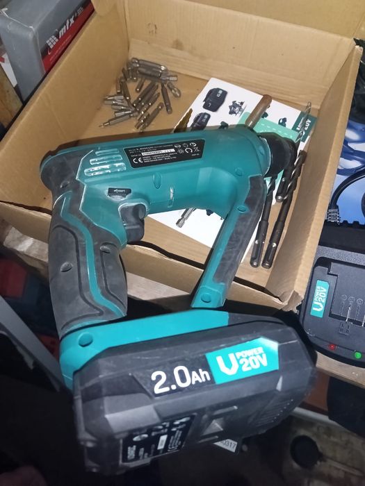 Bormasina vonroc pe acumulator, sds plus