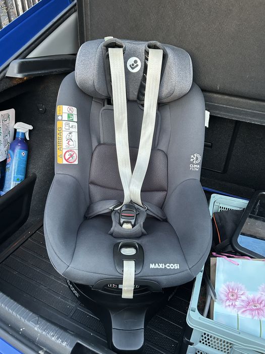 Vand scaun cu Isofix Maxi Cosi Mica Pro