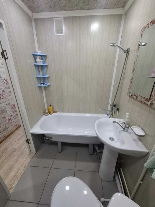 Продам 2 комнатную М.Маметова 19