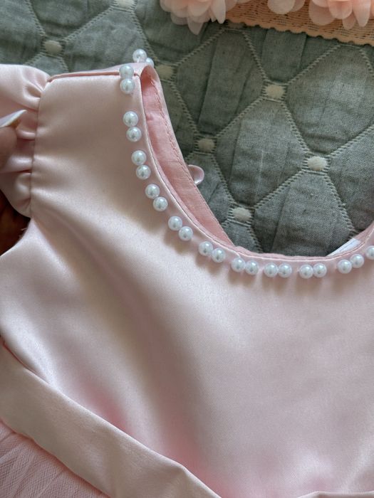 Продам платье на годик