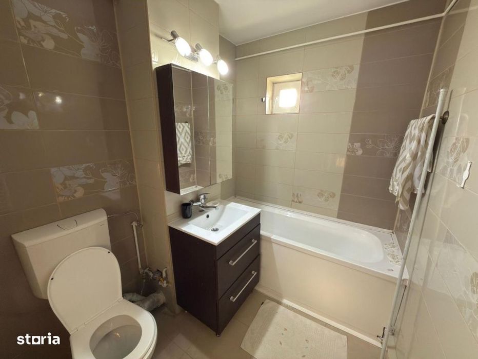 Apartament 2 camere de inchiriat, 56 mp, zona Malu Rosu
