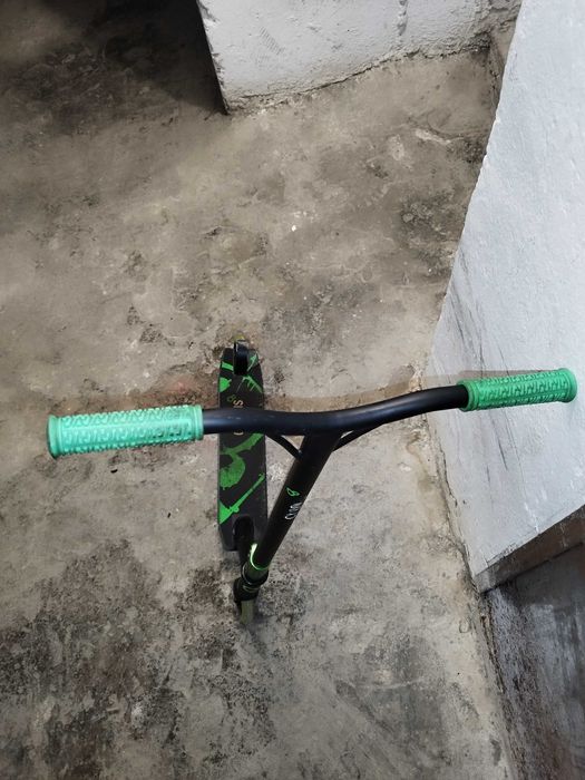 Trotineta  scheme freestyle