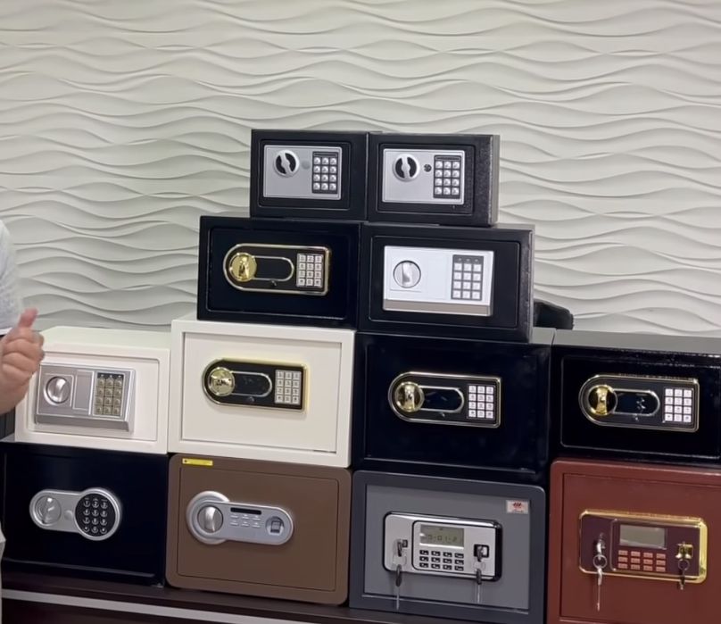 Сейфы в огромном ассортименте
