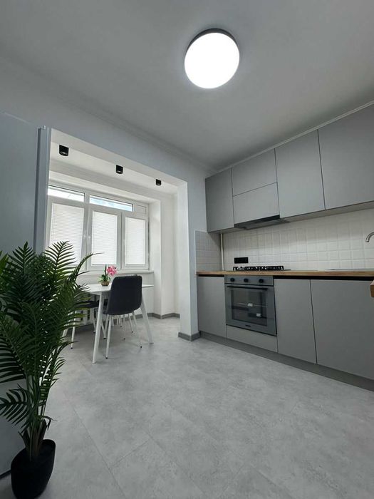 Дава се под наем Двустаен апартамент в София, Красно село - 55 кв.м за 400 € - Снимка #3