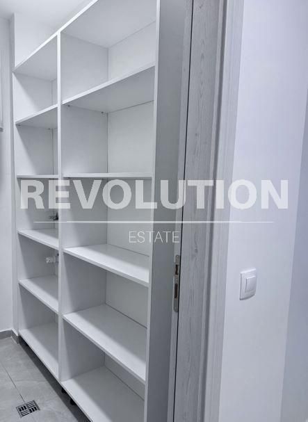 Дава се под наем Къща в Варна, Галата - 120 кв.м за 1595.79 € - Снимка #5