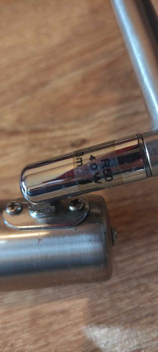 Осветителен спот пръчка с 4 крушки