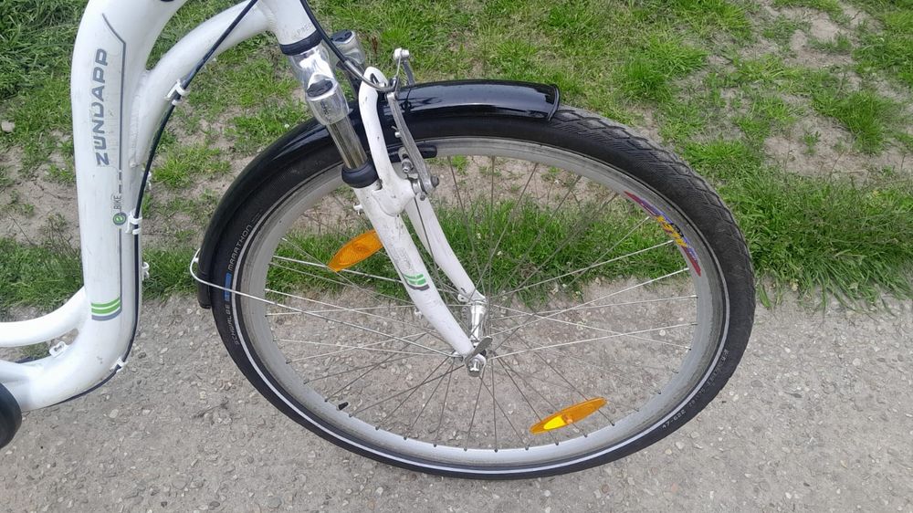 Bicicleta dama strada Zundapp 28 inchi Aluminiu cadru M suspensie furca + sa jante duble 3 viteze butuc frana clasica