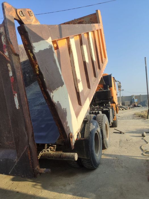 Shacman seochna sotiladi! 2013