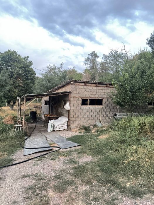 Продается земельный участок в Алмалыке