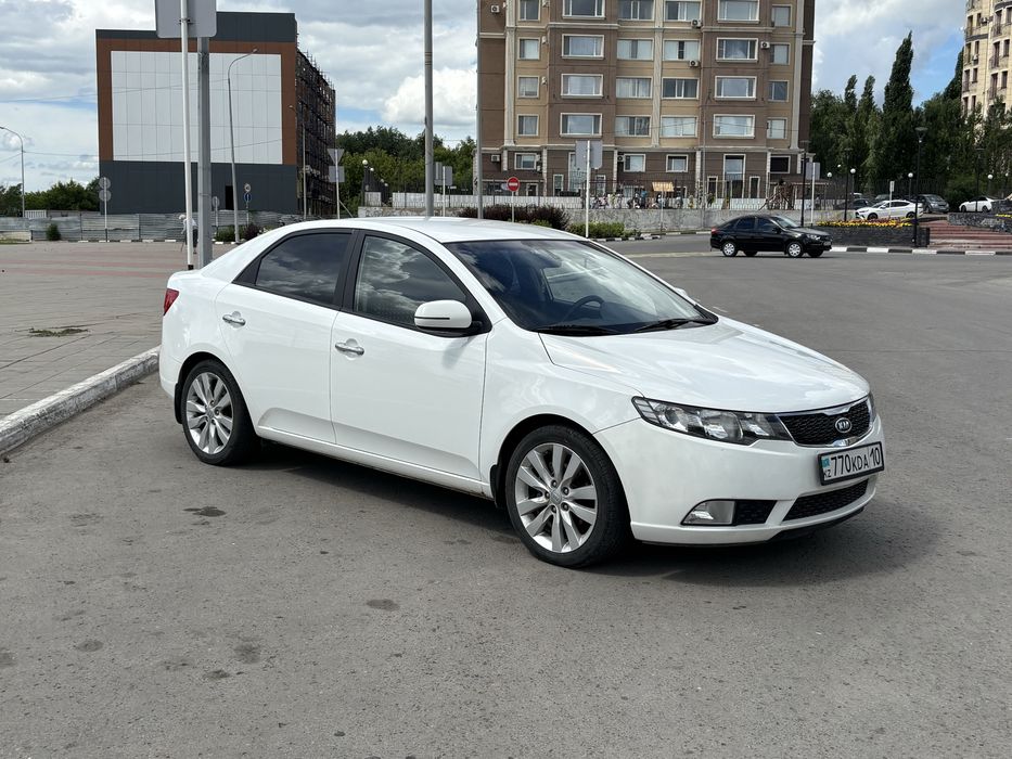 Kia cerato 2л 2011г