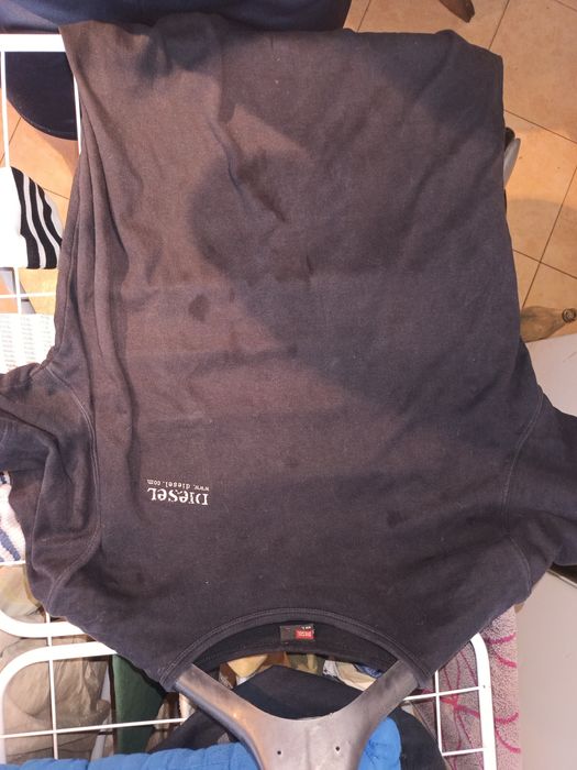 Продавам оригинална Тениска на Diesel