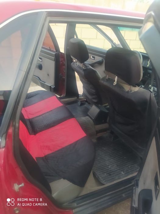 Продаю машину Audi 100