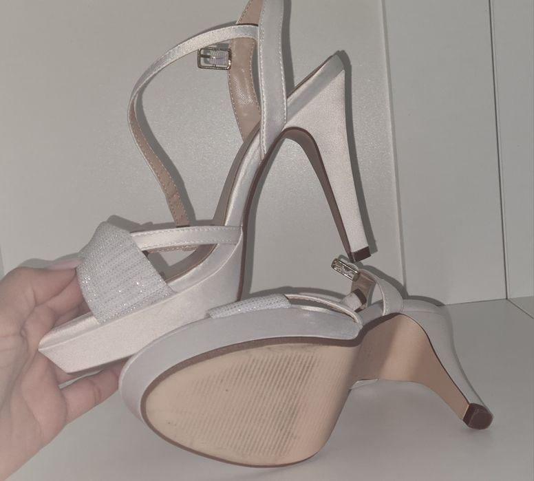 Sandale mireasa albe