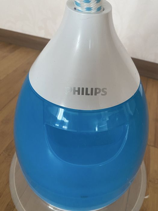 Продам отпариватель Philips