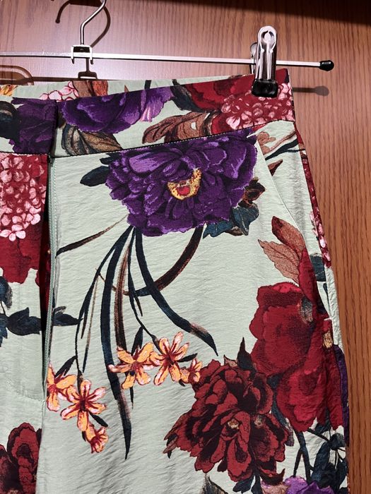 Панталон на цветя H&M