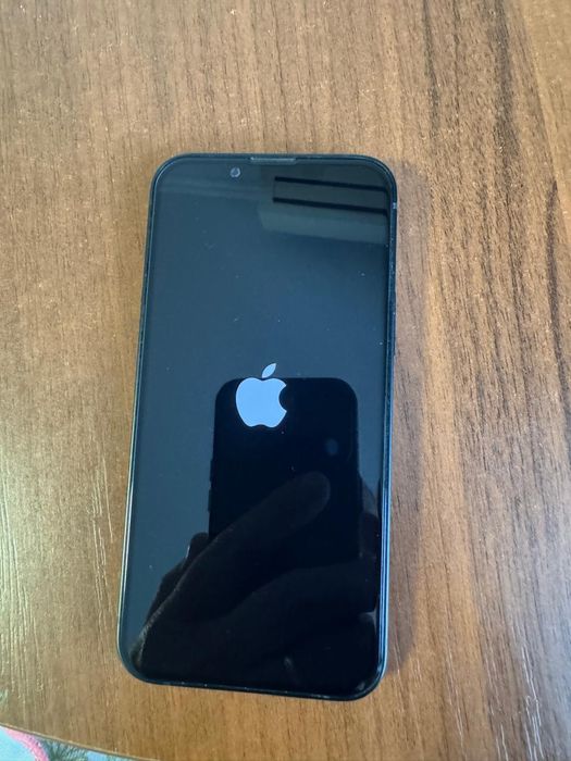 Продам б/у телефон iPhone 13 mini 128 Gb