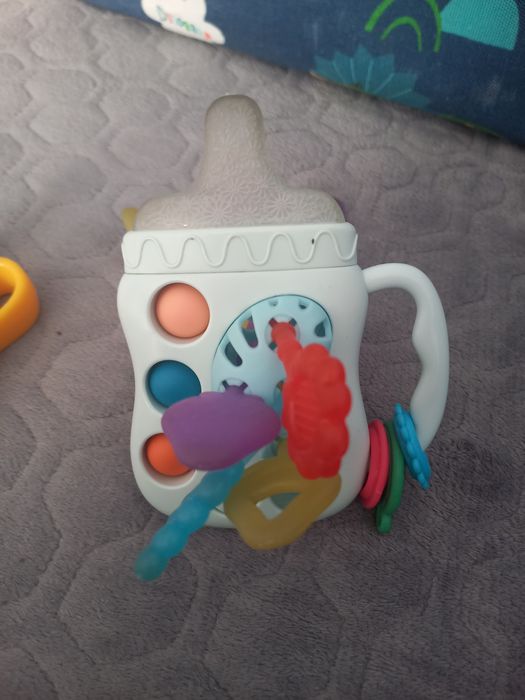 Прорезыватель малыша.