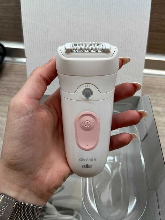 Продавам епилатор Braun