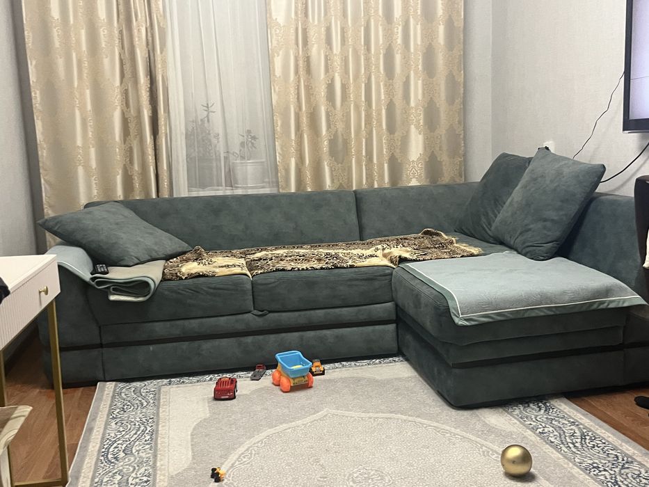 Продам угловой диван