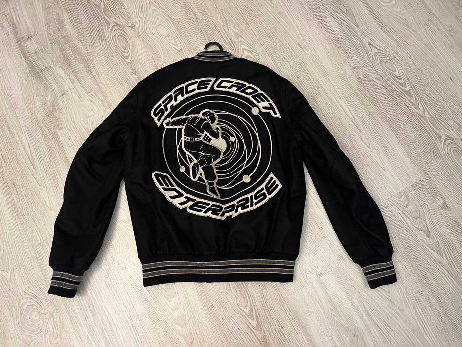 Enterprise geaca colegiu M-L, lana f calduroasa , retail 890 euro