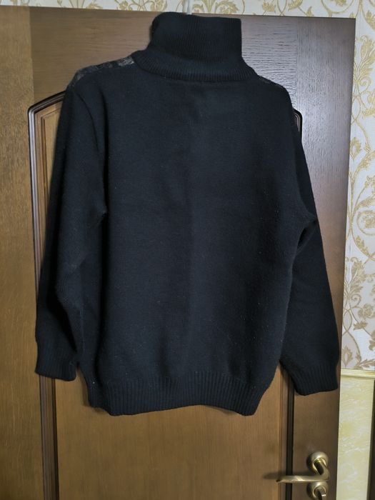 Мужской зимний свитер