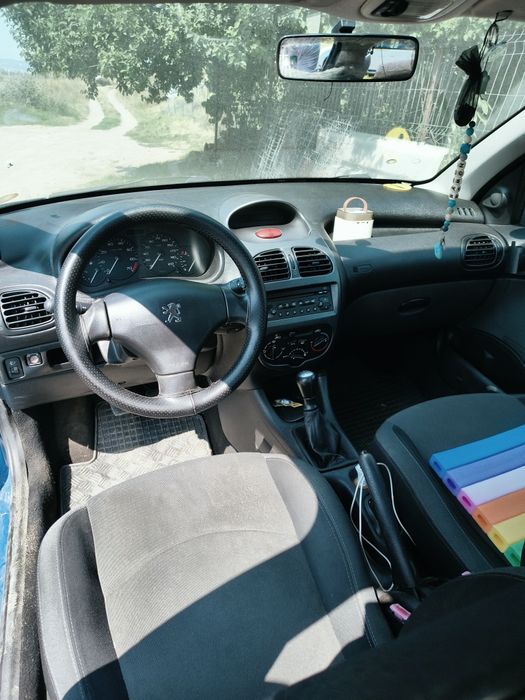 Vand Peugeot 206 fárá acte!