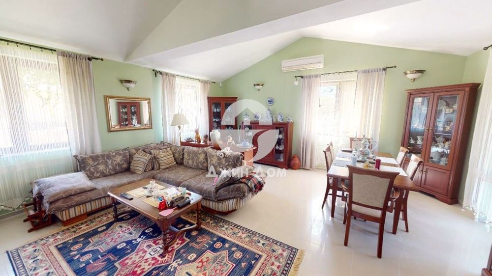 Продава се Къща в с. Кошарица, Област Бургас - 264 кв.м за 1459 €/кв.м - Снимка #1