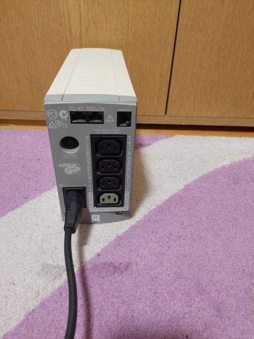 sursa camera APC BACK-UPS 650VA 400Watts 230V BK650EI neintreruptibila