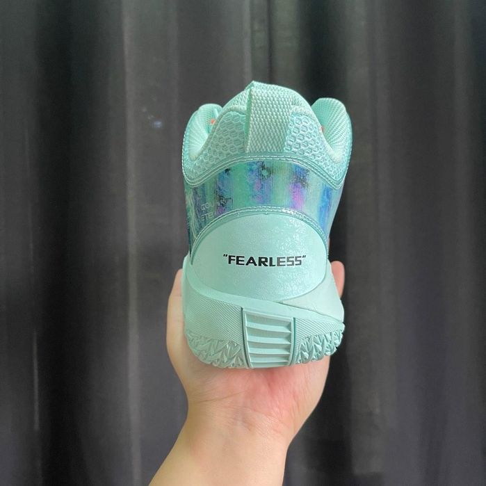 Баскетбольные кроссовки (43-44)