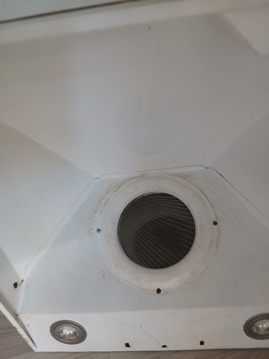 Продается срочно вытяжка