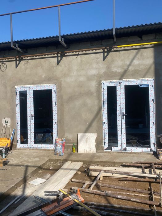 Окна двери и витражи