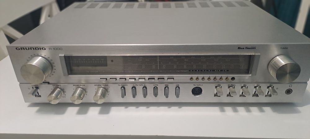 Receiver Grundig  R1000