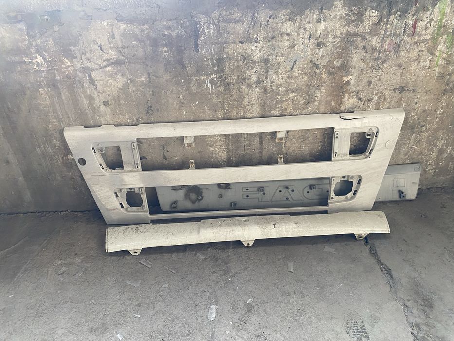 Капот на volvo FH12