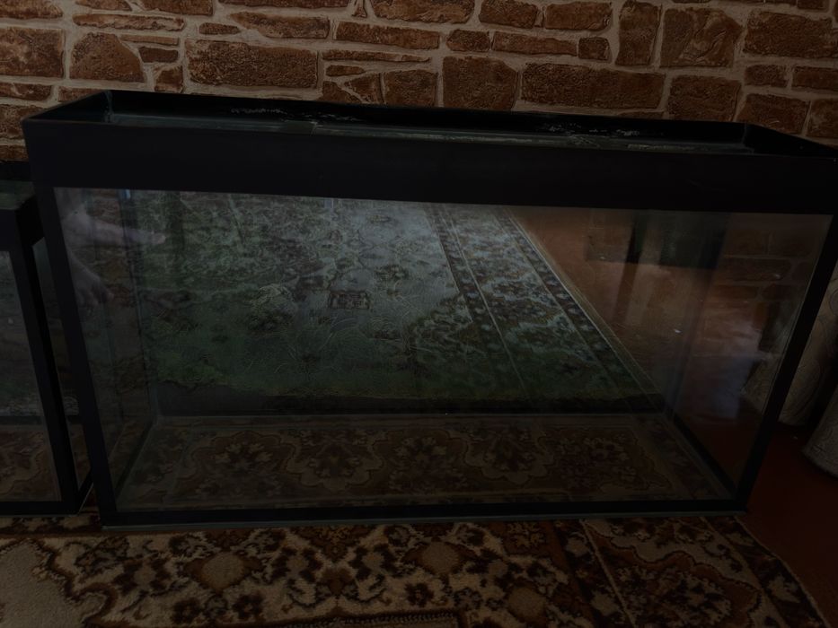 Аквариаум 2шт большой и маленький