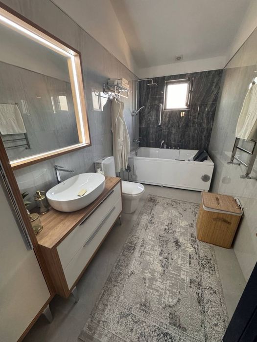 Квартира Ботанический сад 3/5/5 175 кв.м