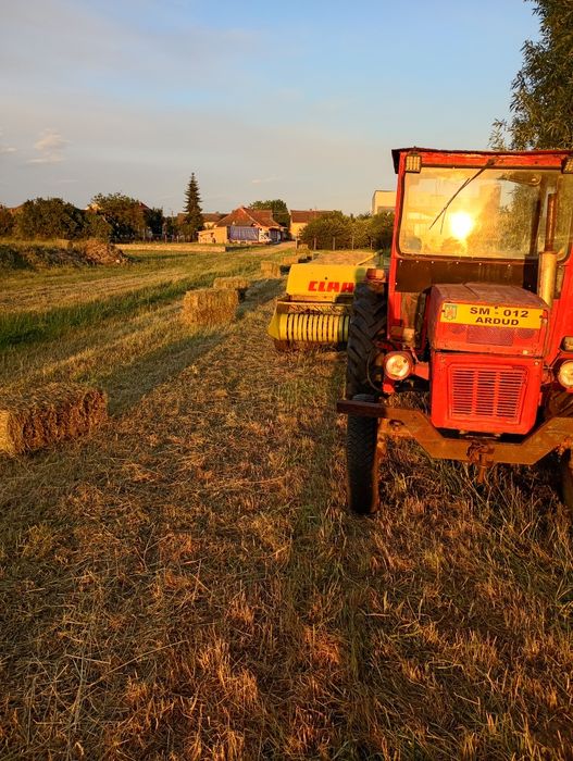 Vând tractor u445