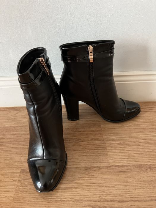 Botine Solo Donna Benvenuti din piele naturală mărimea 38