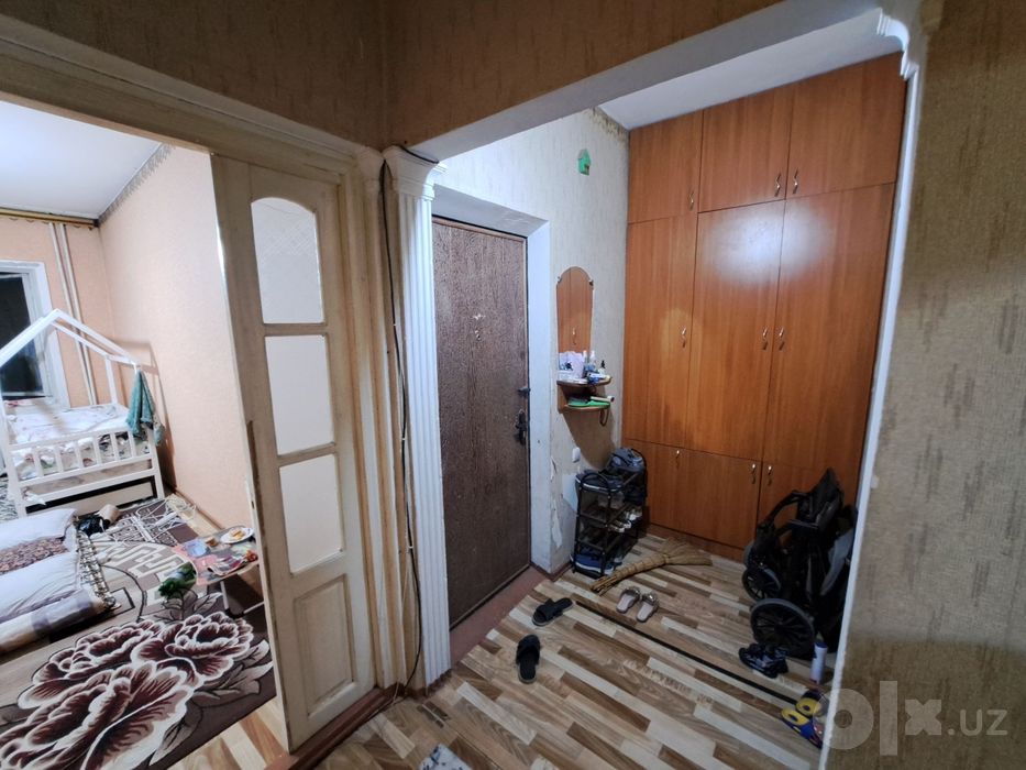 Юнусобод 19кв 2*3комнатная не торец улишшаная планировка