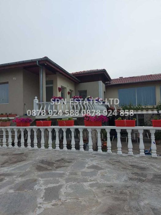 Красива къща на село за продажба в с. Долно Изворово