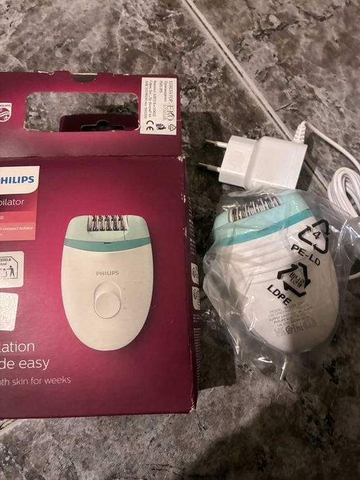 Чисто нов епилатор Philips Satinelle Essential BRE224