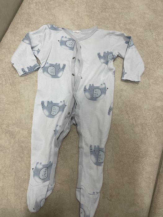 Продам пакет с детскими вещами