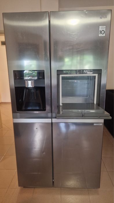 Хладилник LG Side by side