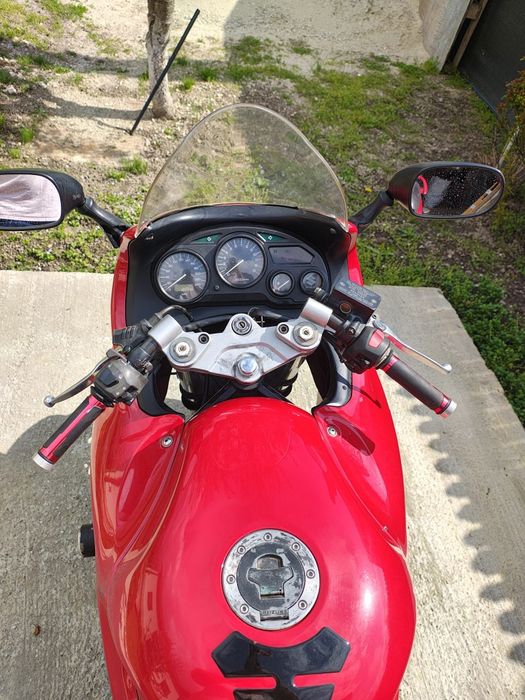 Dezmembrez suzuki gsx f 600 katana !