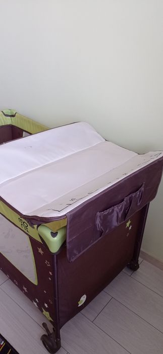 Бебешка кошара Moni