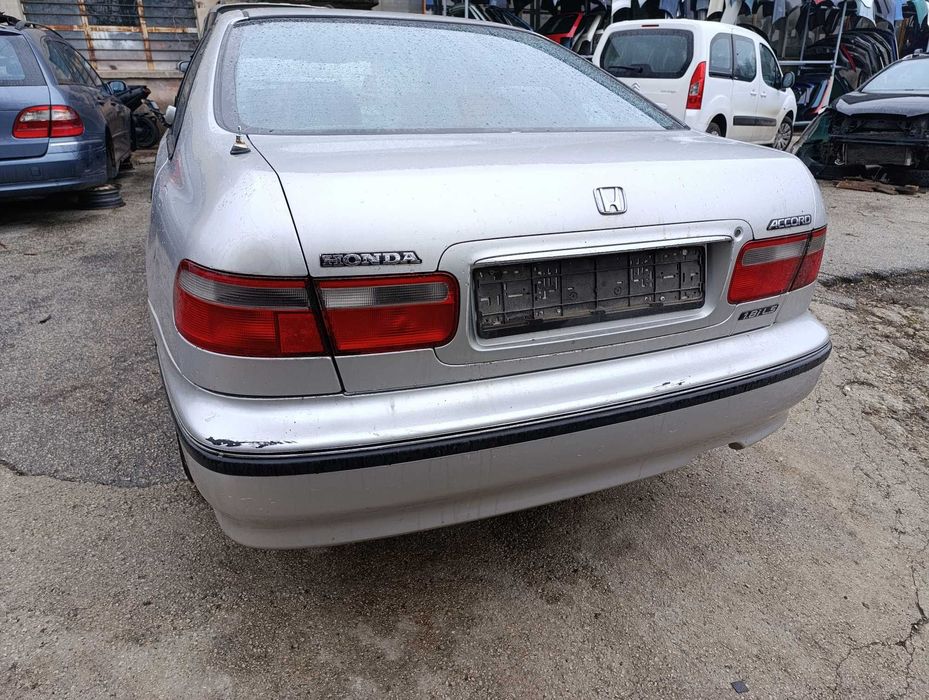 Honda Accord 5 1.8 бензин 115 к.с. на части