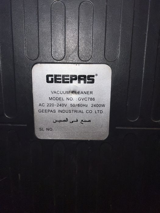 Продаётся Пылесос GEEPAS